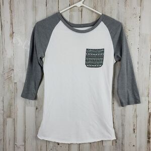 Sirens & Dolls Baseball Tee Shirt White Size Small